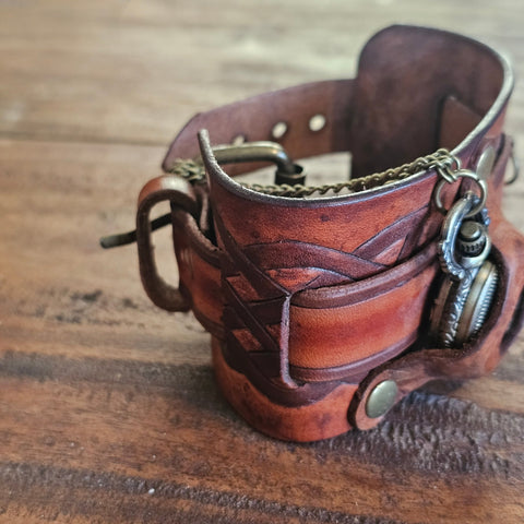 Bracelet montre steampunk steampunk médiéval fait main | Atelier AnJo