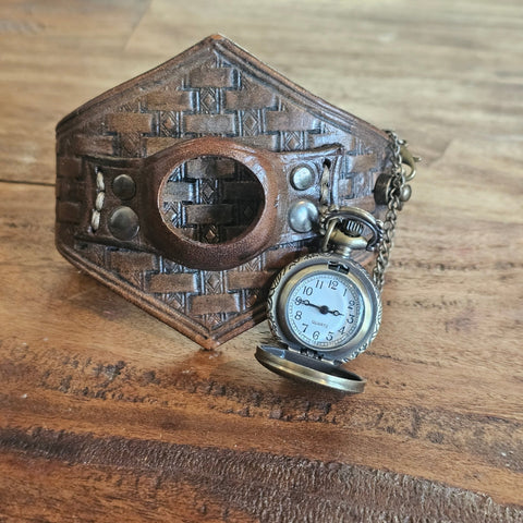 Bracelet montre steampunk steampunk médiéval fait main | Atelier AnJo