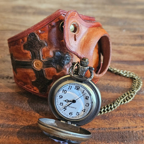 Bracelet montre steampunk steampunk médiéval fait main | Atelier AnJo