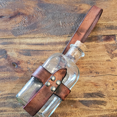 Flacon de ceinture, d’alchimiste