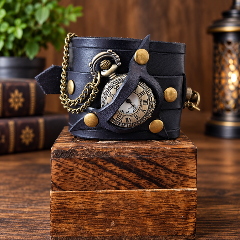Bracelet-montre steampunk en cuir noir avec montre à gousset