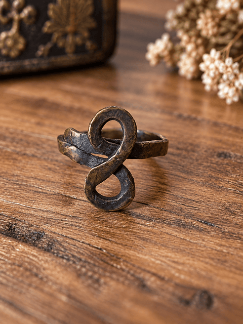 Bague Infini en métal patiné – Taille 62 steampunk médiéval fait main | Atelier AnJo