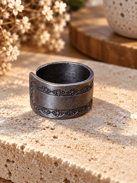 Bague « Vestige » – Petite taille 44,5 steampunk médiéval fait main | Atelier AnJo