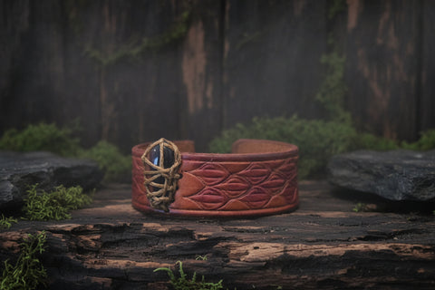 Bracelet cuir médiéval motif dragon – Œil de Taureau steampunk médiéval fait main | Atelier AnJo