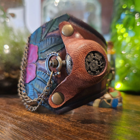Bracelet - montre en cuir "Fleur de capucine" | Steampunk floral steampunk médiéval fait main | Atelier AnJo