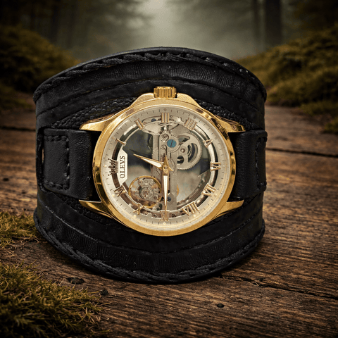 Bracelet montre en cuir noir – Style motard steampunk – Atelier AnJo steampunk médiéval fait main | Atelier AnJo