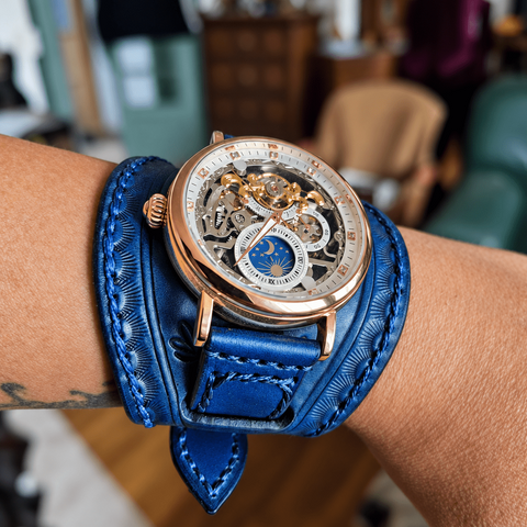 Bracelet-montre mécanique steampunk en cuir bleu – 16 à 22 cm steampunk médiéval fait main | Atelier AnJo