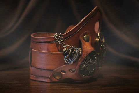 Bracelet - montre steampunk en cuir brun avec montre à gousset steampunk médiéval fait main | Atelier AnJo