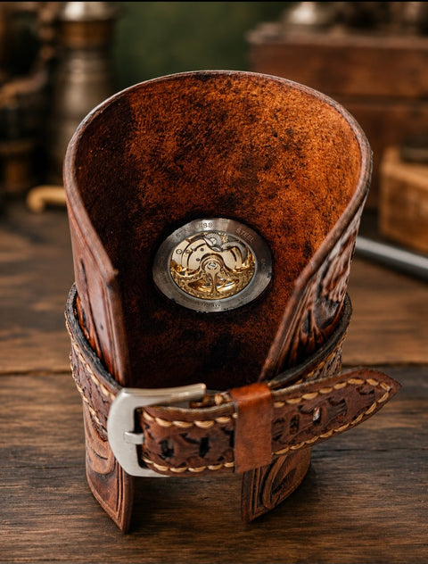 Bracelet montre steampunk en cuir repoussé à la main – Fleur artisanale steampunk médiéval fait main | Atelier AnJo