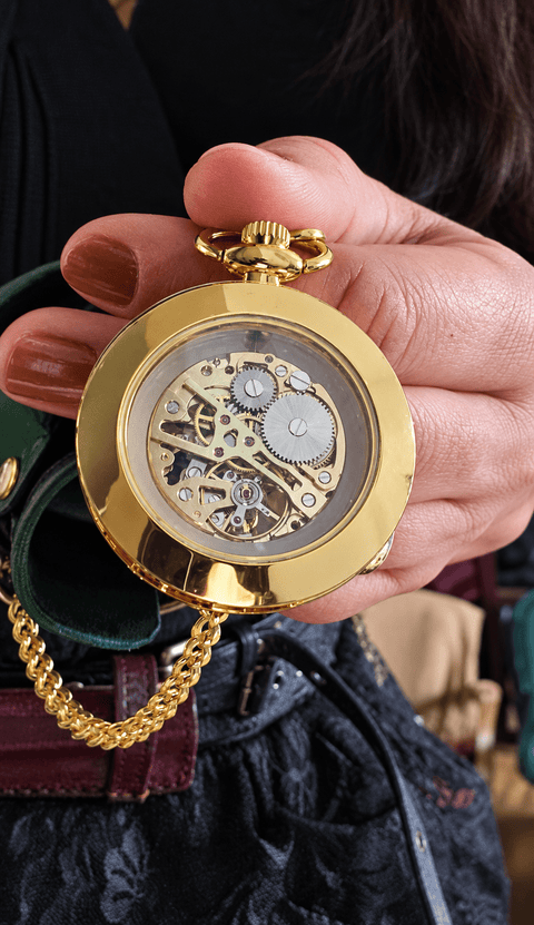 Bracelet-montre steampunk mécanique en cuir vert steampunk médiéval fait main | Atelier AnJo