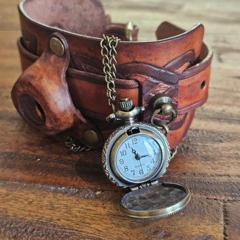 Bracelet montre steampunk steampunk médiéval fait main | Atelier AnJo