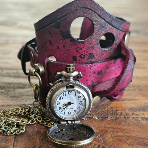 Bracelet montre steampunk steampunk médiéval fait main | Atelier AnJo