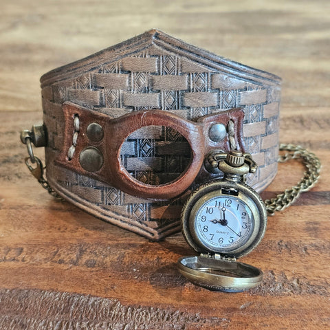 Bracelet montre steampunk steampunk médiéval fait main | Atelier AnJo