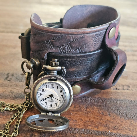 Bracelet montre steampunk steampunk médiéval fait main | Atelier AnJo