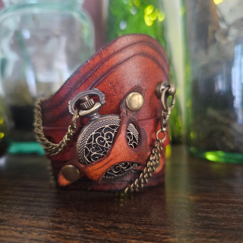 Bracelet steampunk en cuir – Montre à gousset quartz – Taille 16 à 19 cm steampunk médiéval fait main | Atelier AnJo