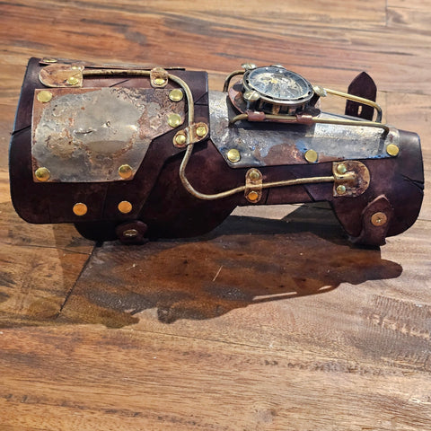 Brassard steampunk avec montre steampunk médiéval fait main | Atelier AnJo