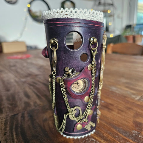 Brassard steampunk en cuir avec montre à pile et serrure – Taille ajustable steampunk médiéval fait main | Atelier AnJo