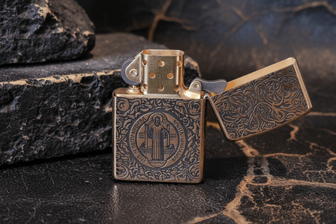 Briquet à essence Constantine – Gravure ancienne steampunk médiéval fait main | Atelier AnJo