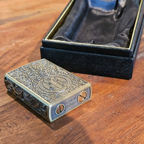 Briquet Exorciste en laiton – Artefact vintage & steampunk steampunk médiéval fait main | Atelier AnJo