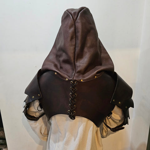 Capuchon & Épaulières en cuir – Taille réglable S à L " Capuchon Assasin " steampunk médiéval fait main | Atelier AnJo