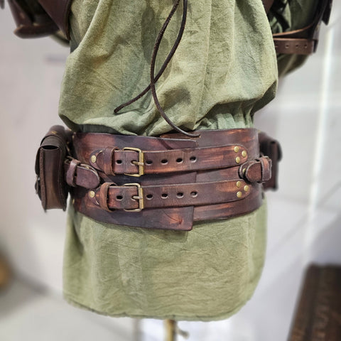 Ceinture militaire steampunk avec pochettes – Cuir artisanal – Style post - apocalyptique steampunk médiéval fait main | Atelier AnJo