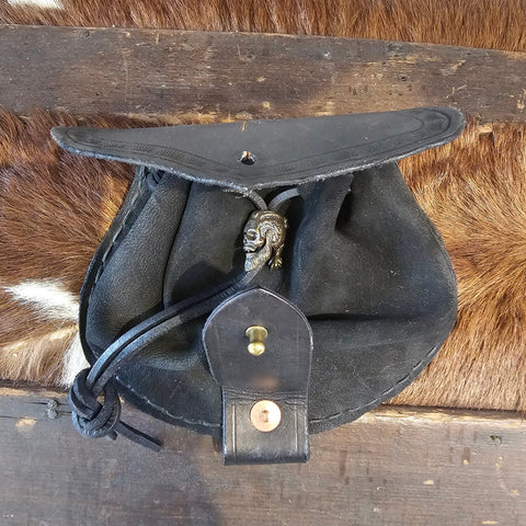 Escarcelle médiévale en cuir noir – pochette de ceinture artisanale steampunk médiéval fait main | Atelier AnJo