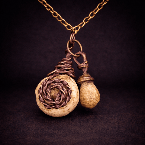 Pendentif en coquillage naturel et cuivre – Artefact mystique & artisanal steampunk médiéval fait main | Atelier AnJo
