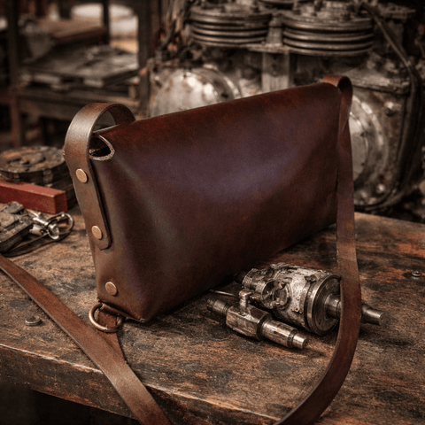 Petite pochette sac à main en cuir – fabrication artisanale steampunk médiéval fait main | Atelier AnJo