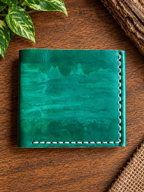 Portefeuille compact en cuir vert patiné steampunk médiéval fait main | Atelier AnJo