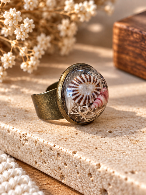Bague « Écume » – Coquillages – Réglable du 56 au 58