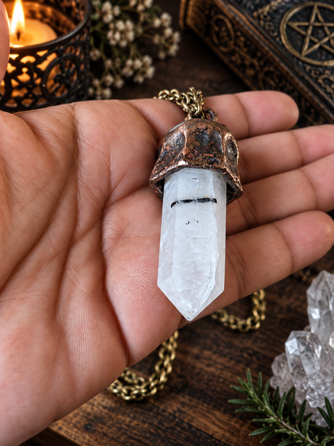 Pendentif pendule en quartz tourmaliné – Ombre et lumière