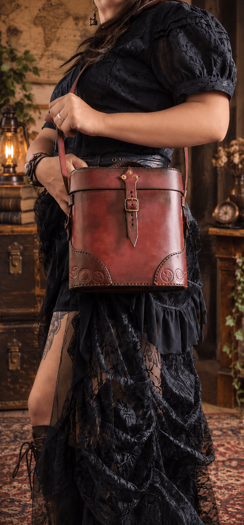 Sac en cuir steampunk fait main – Sacoche artisanale médiévale steampunk médiéval fait main | Atelier AnJo