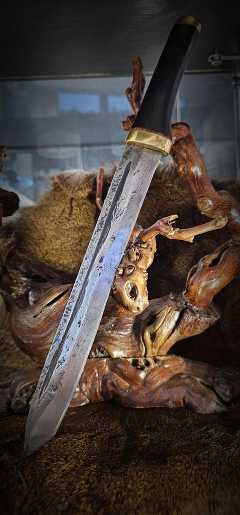 Scramasax forgé main – Atelier de Thorfinn Taranisson steampunk médiéval fait main | Atelier AnJo