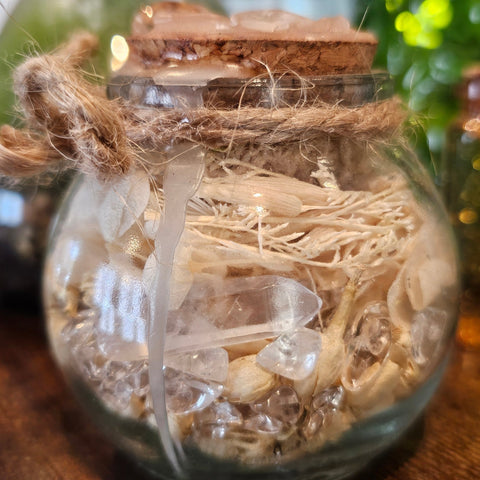 Spell Jar Purification – Jarre Ésotérique Cristal de Roche & Fleurs Blanches steampunk médiéval fait main | Atelier AnJo