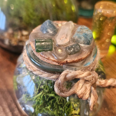 Spell Jar Purification – Tourmaline Noire, Cristal de Roche et Aventurine Verte steampunk médiéval fait main | Atelier AnJo