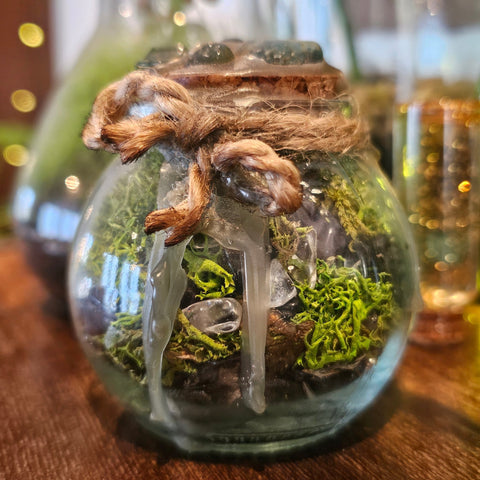Spell Jar Purification – Tourmaline Noire, Cristal de Roche et Aventurine Verte steampunk médiéval fait main | Atelier AnJo