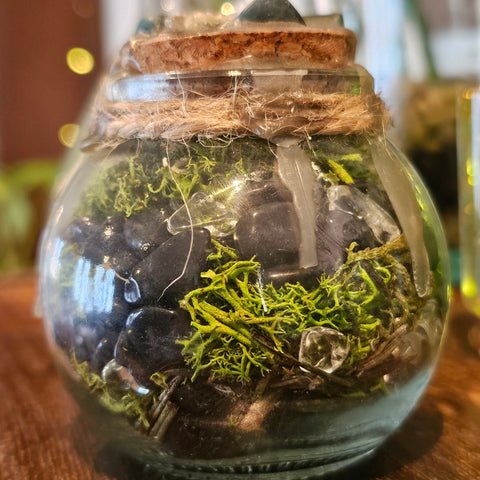 Spell Jar Purification – Tourmaline Noire, Cristal de Roche et Aventurine Verte steampunk médiéval fait main | Atelier AnJo